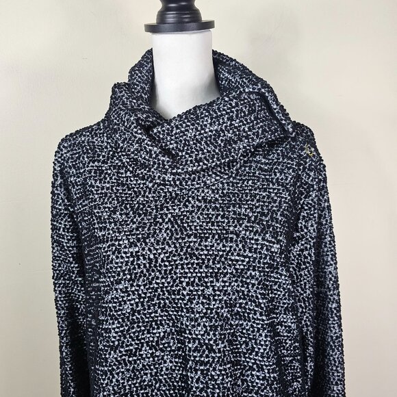 Calvin Klein Textured Dot Knit Tunic Sweater Sz L Cowl Neck Gold Snaps Relaxed - Picture 2 of 12